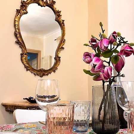 Al Bicerin Apartment, In Historical Center Of トリノ エクステリア 写真