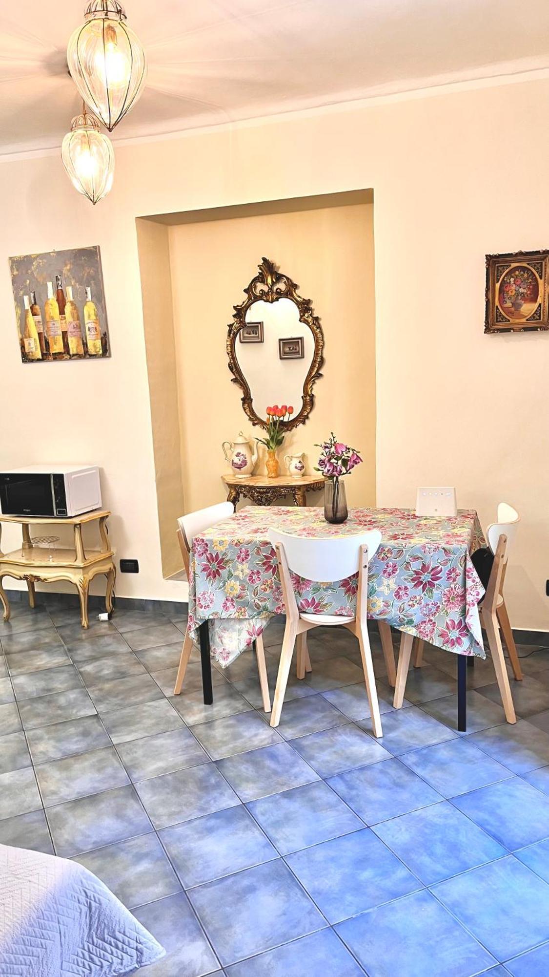 Al Bicerin Apartment, In Historical Center Of トリノ エクステリア 写真